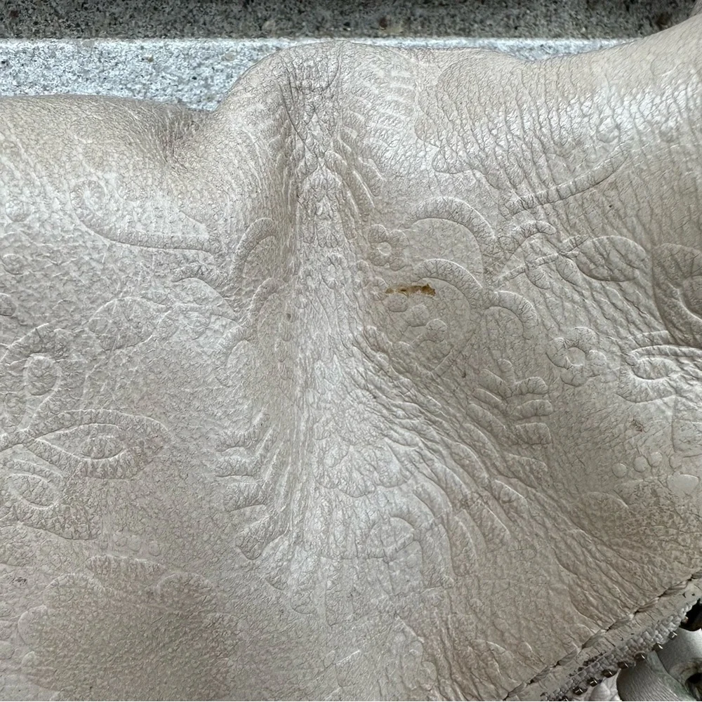 The Sak Silverlake Embossed Leather Crossbody Bag Stone Cream Floral Rivet Boho